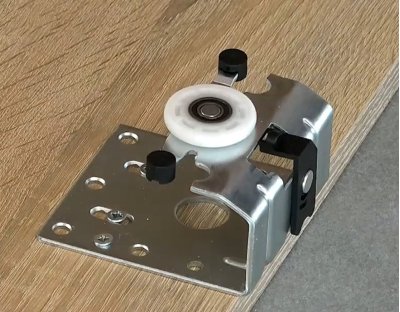 Szafa dwudrzwiowa 175cm z lustrem z drążkiem przesuwna dąb catania,  nowoczesna z półkami i drążkiem