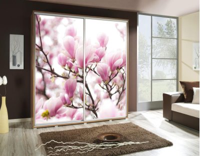 Szafa przesuwna do przedpokoju, sypialni, salonu PAOLA 205cm z nadrukiem, grafiką WIŚNIA - różowe kwiaty na drzewie